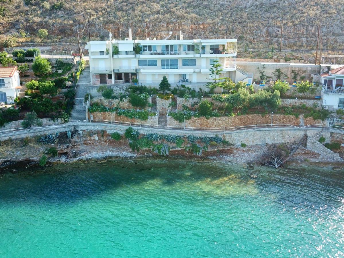 Kiveri Luxurious Seaside Apartment ภายนอก รูปภาพ