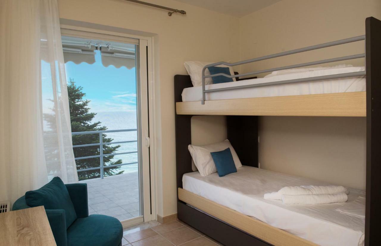 Kiveri Luxurious Seaside Apartment ภายนอก รูปภาพ