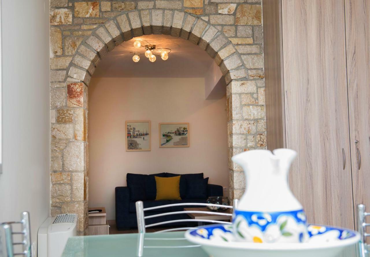 Kiveri Luxurious Seaside Apartment ภายนอก รูปภาพ